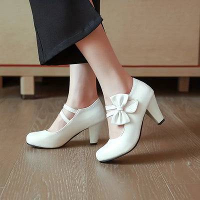 Bow Strap Heeled Pumps